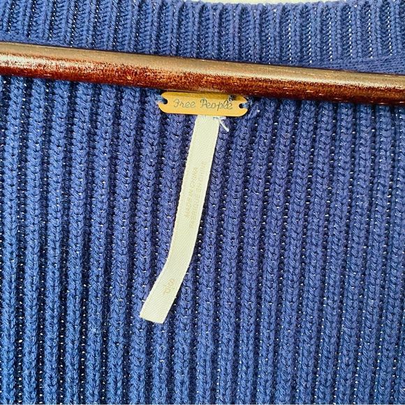 Free People Womens Purple V Neck Pullover Sweater Size Small - Picture 7 of 12